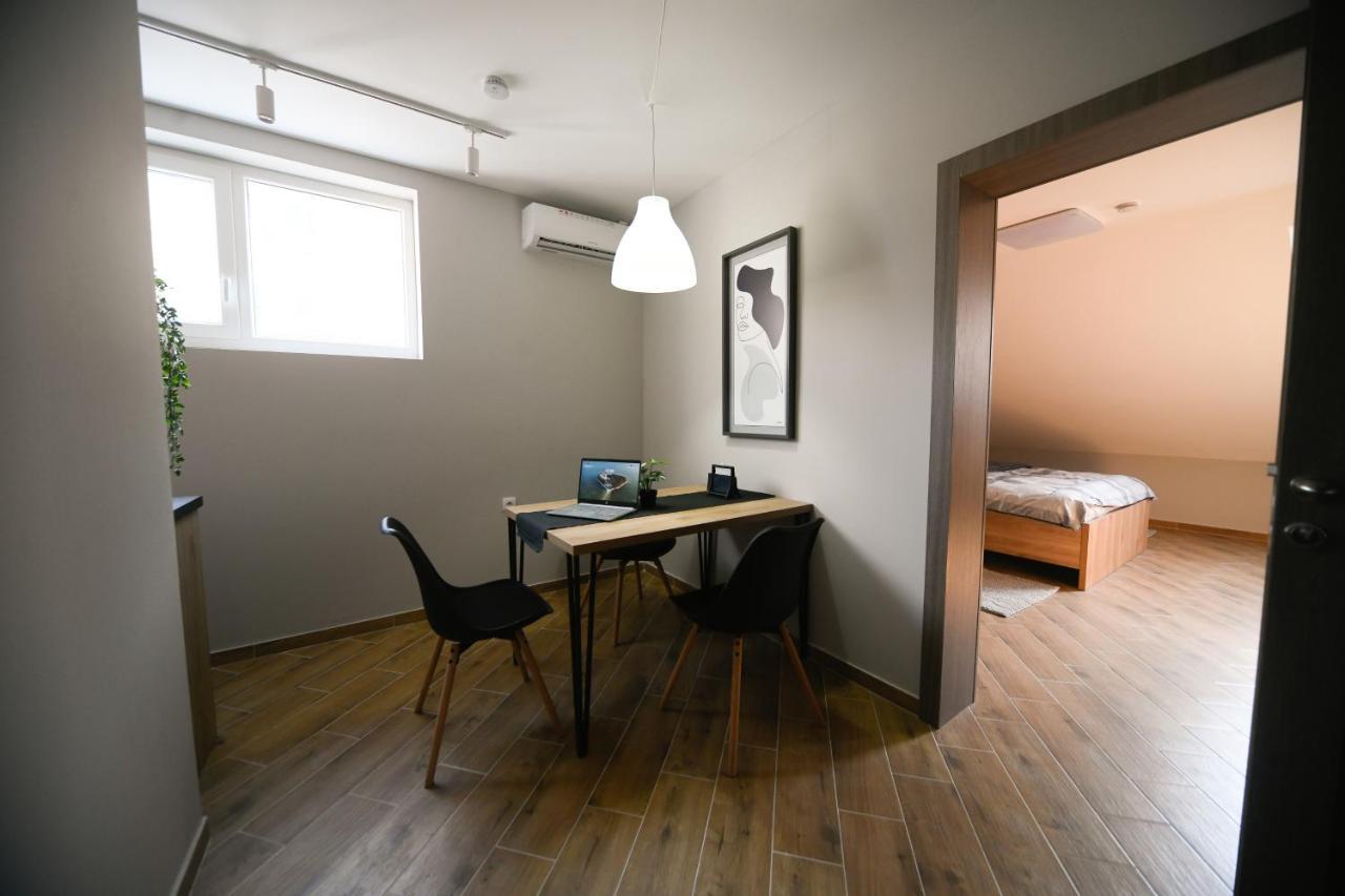 Manoir Apartments City Center Novi Sad Exterior foto